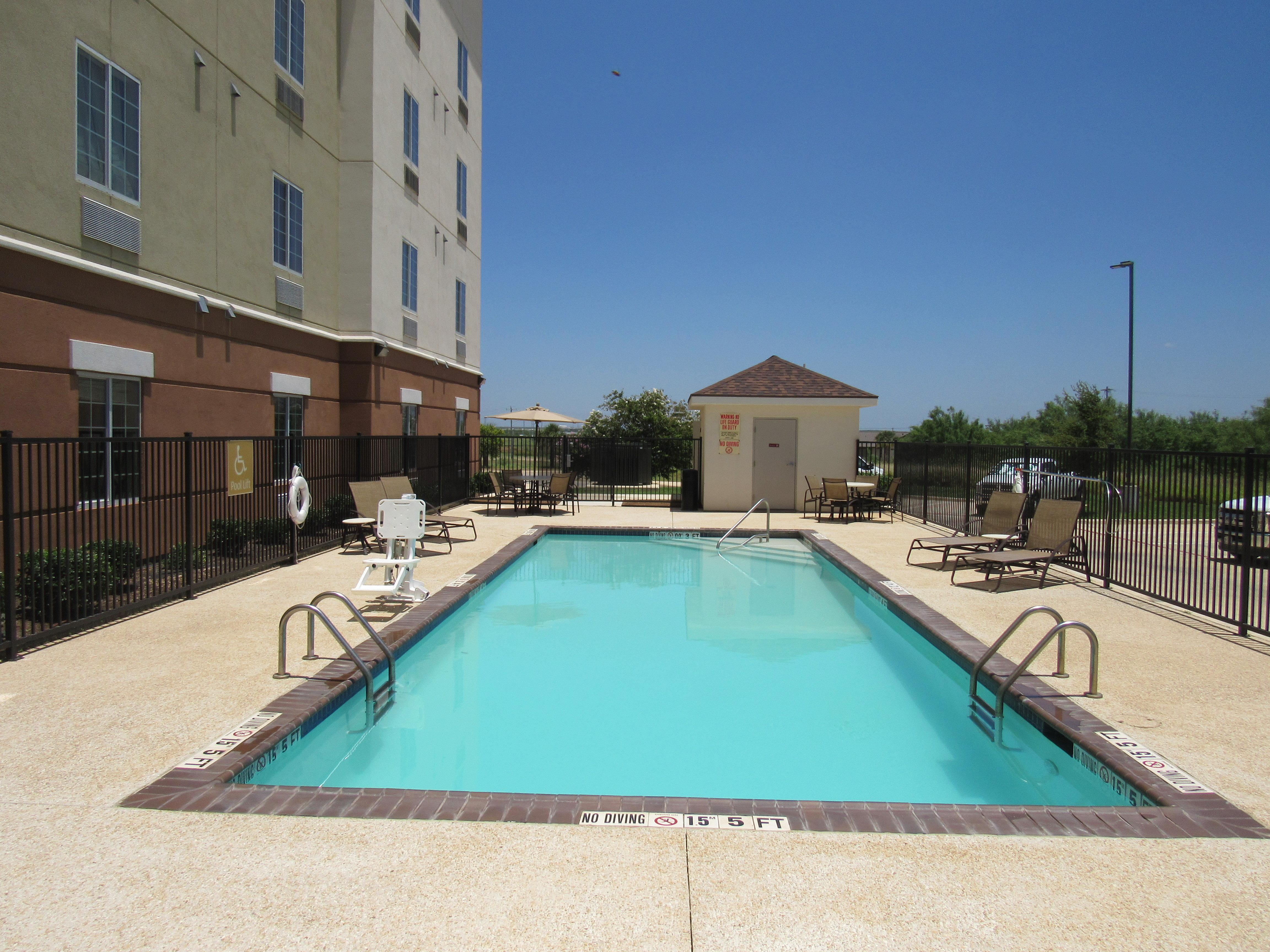 Candlewood Suites Cotulla By Ihg Екстериор снимка